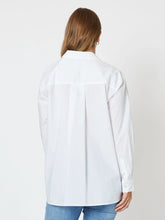 Load image into Gallery viewer, Urban HiLo Relaxed Shirt - White