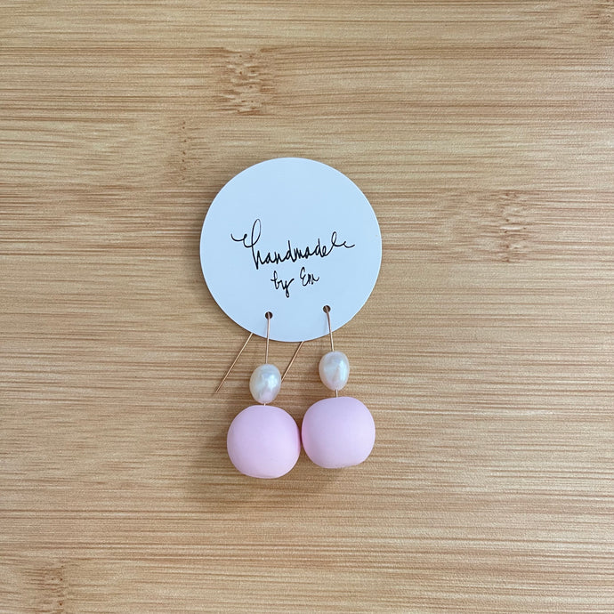 Pearl Clay Drop Earring Light Pink