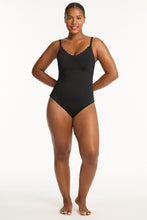 Load image into Gallery viewer, Scalloped Dd/E Bralette One Piece Black