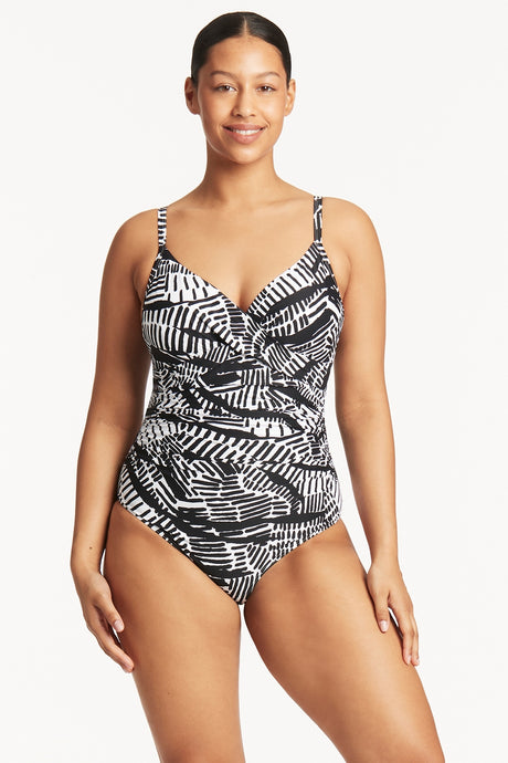 Pampas Twist Front Dd/E Cup One Piece Black